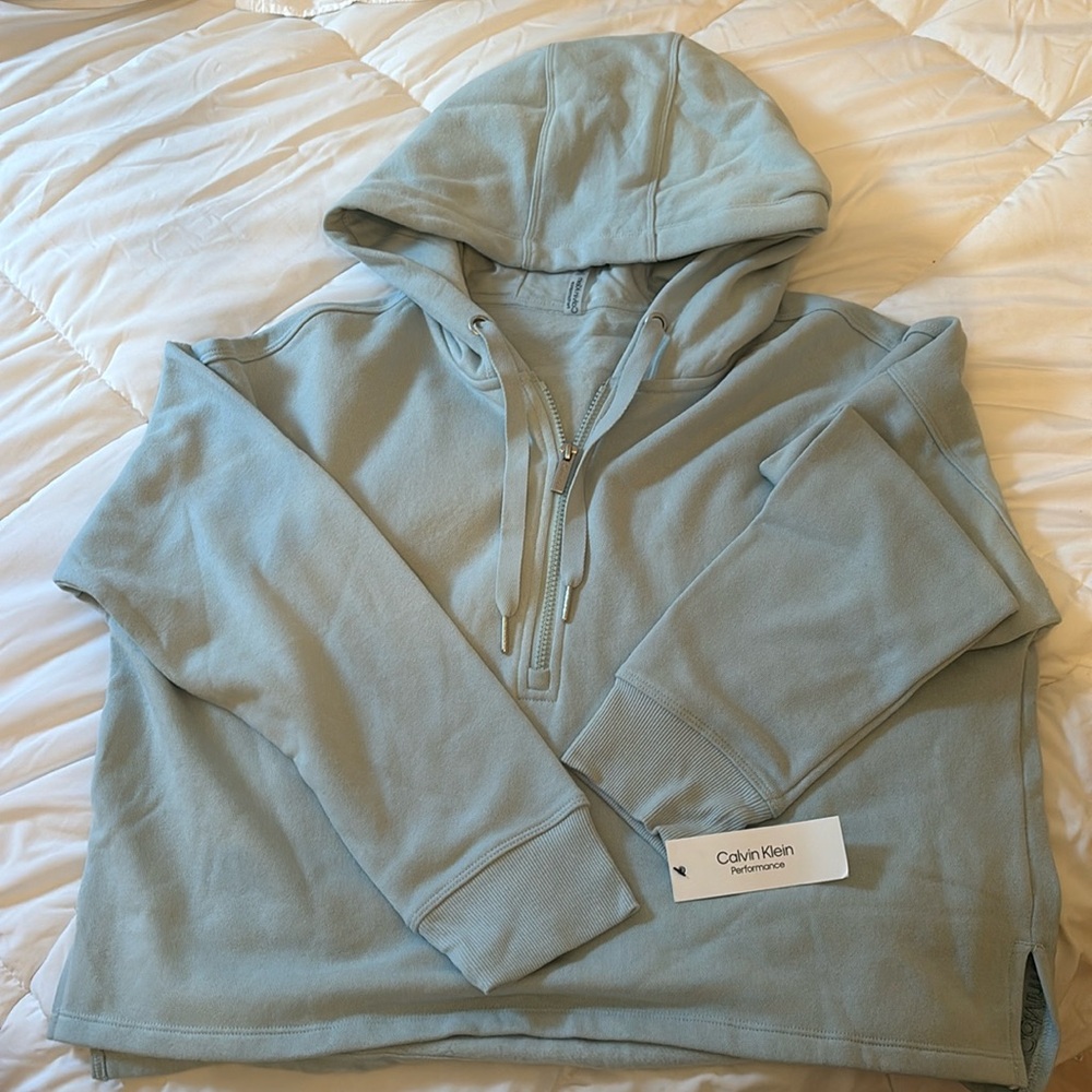 NWT cropped Calvin Klein hoodie quarterzip